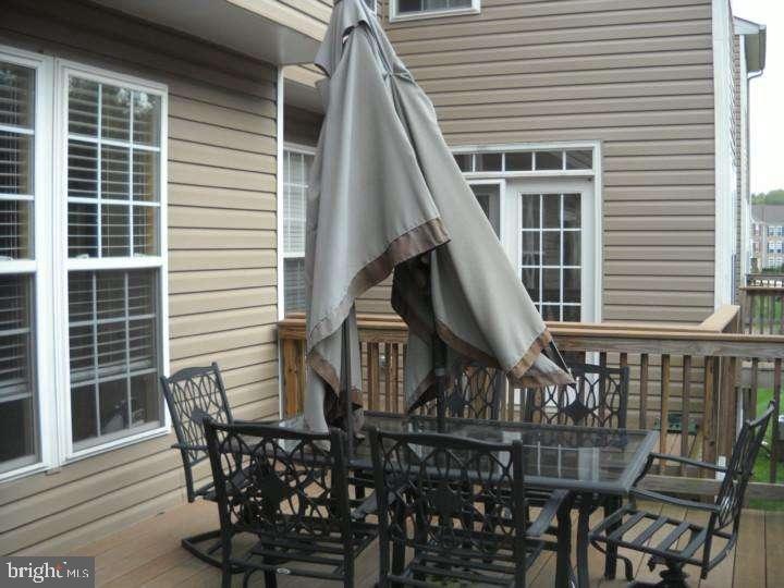 94 River Lane Riverside, NJ 08075 - Photo 2 of 7