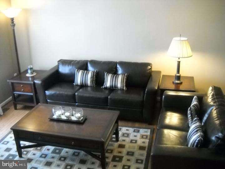 94 River Lane Riverside, NJ 08075 - Photo 4 of 7