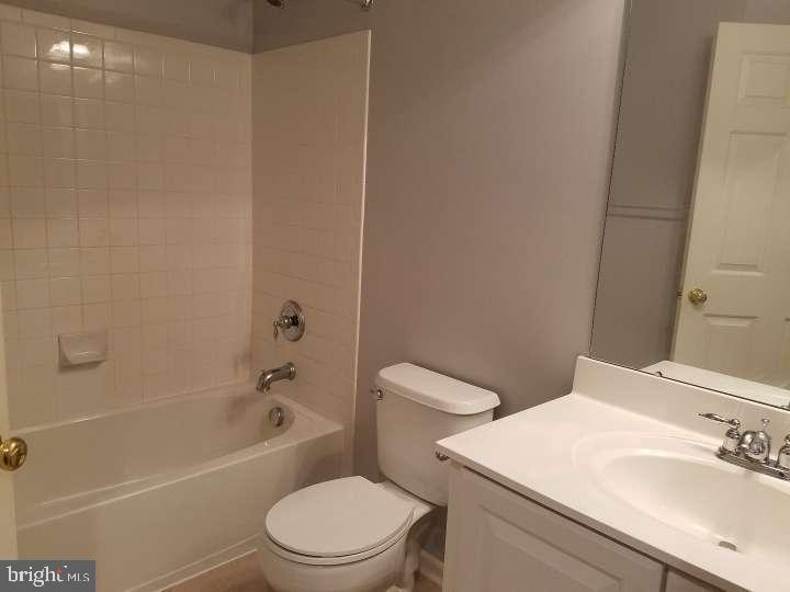 94 River Lane Riverside, NJ 08075 - Photo 6 of 7