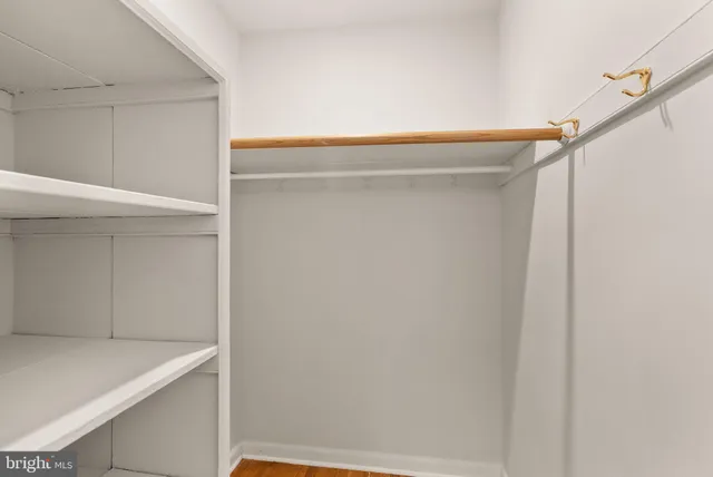 a view of utility room