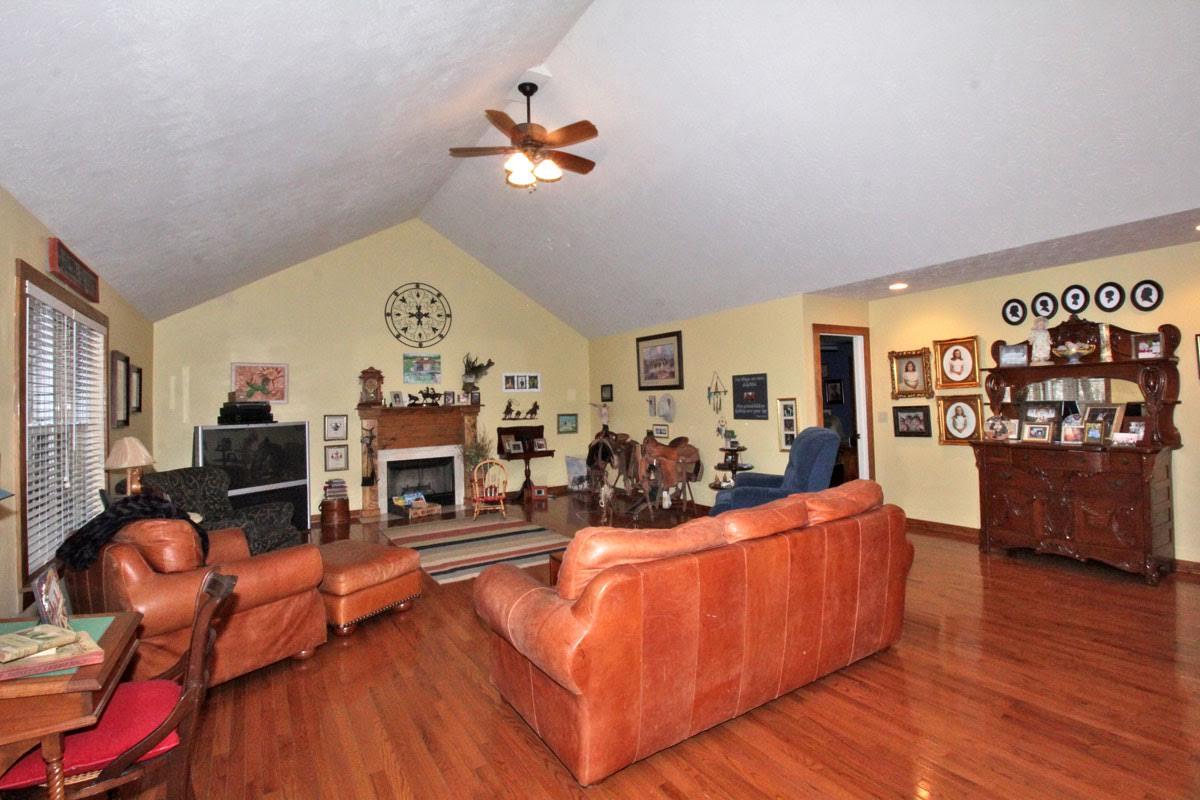 4780 Benson Road Springfield, TN 37172 - Photo 3 of 25 Great Room with Vaulted Ceiling and Wood Burning Fireplace