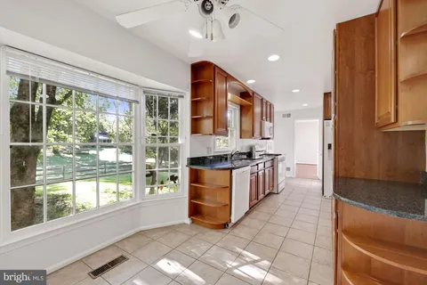 $4,500 | 8208 Gainsborough Court West, Potomac, MD 20854