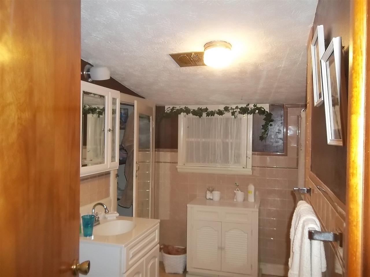 13269 West River Road Shoals, IN 47581 - Photo 9 of 21 Gallery Image 9