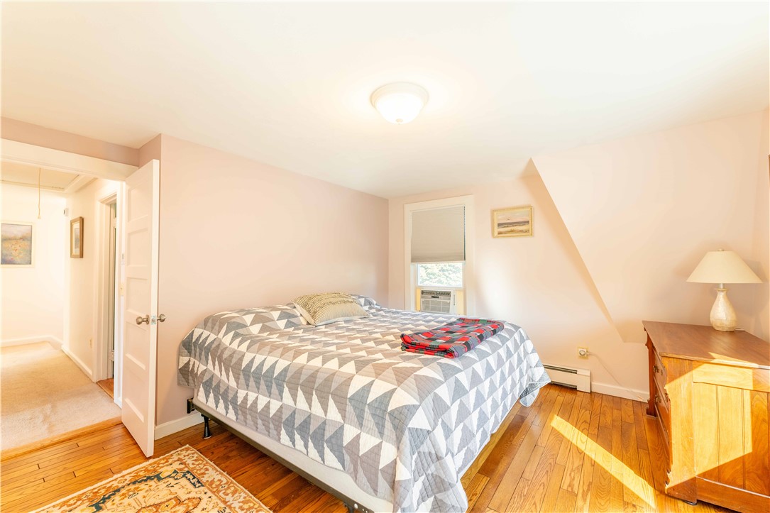 97 Beach Street Westerly, RI 02891 - Photo 26 of 33