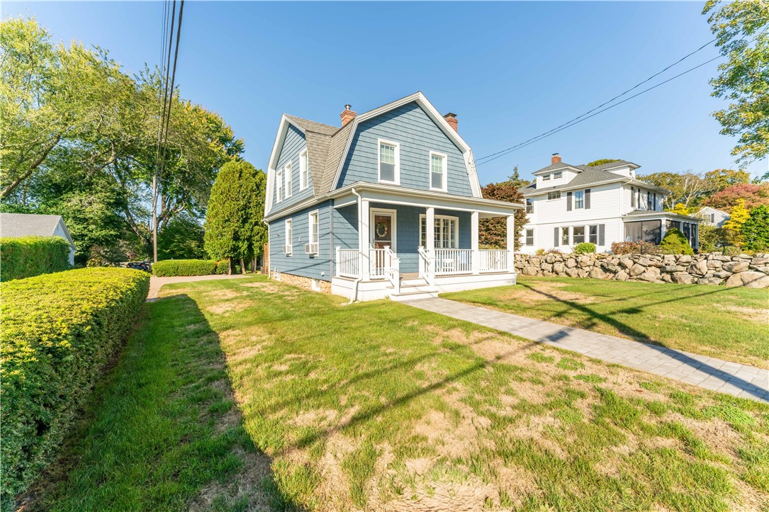 97 Beach Street Westerly, RI 02891 - Photo 3 of 33