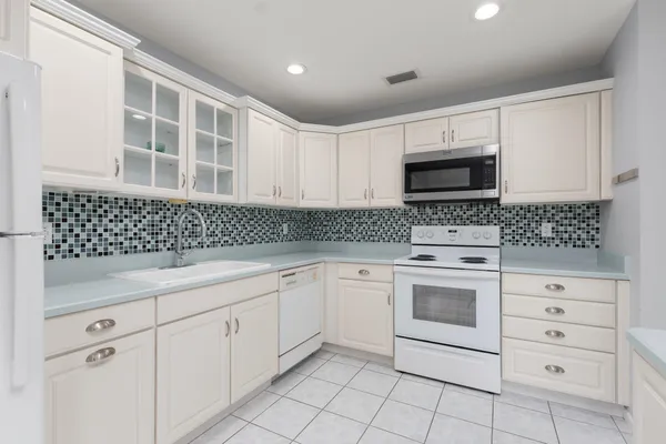 $357,500 | 425 Sevilla Drive, St. Augustine, FL 32086