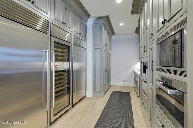 $2,800,000 | 104 Spanish Point Court, Ocean Springs, MS 39564