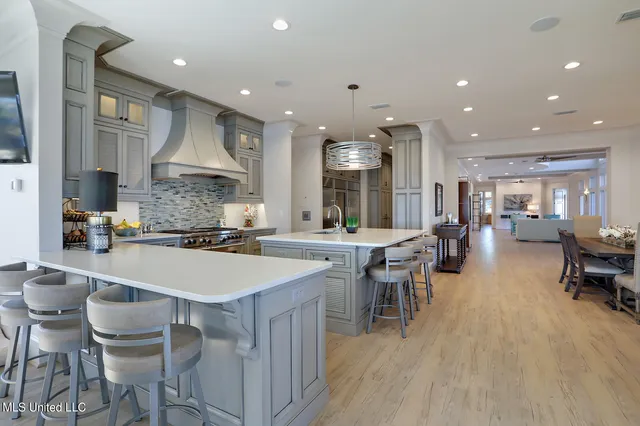 $2,800,000 | 104 Spanish Point Court, Ocean Springs, MS 39564