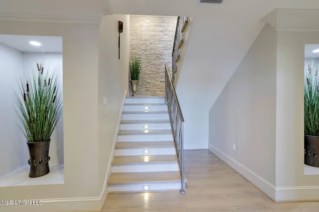 $2,800,000 | 104 Spanish Point Court, Ocean Springs, MS 39564