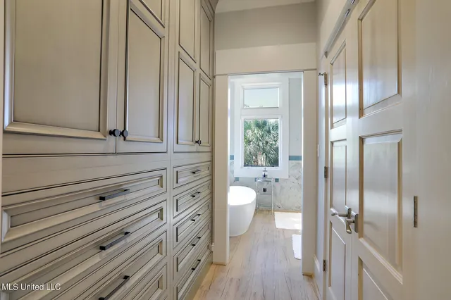 $2,800,000 | 104 Spanish Point Court, Ocean Springs, MS 39564