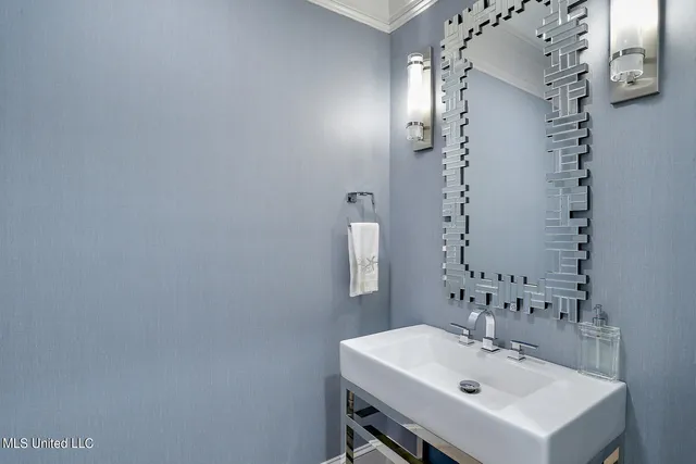 $2,800,000 | 104 Spanish Point Court, Ocean Springs, MS 39564