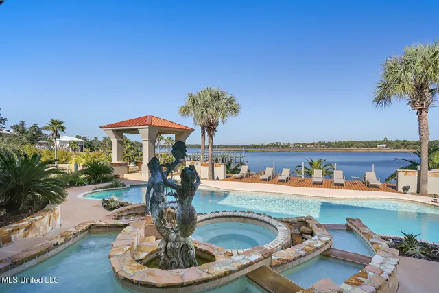 $2,800,000 | 104 Spanish Point Court, Ocean Springs, MS 39564