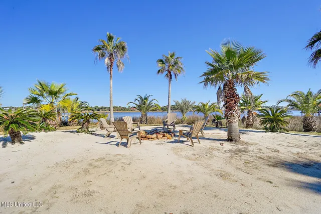 $2,800,000 | 104 Spanish Point Court, Ocean Springs, MS 39564