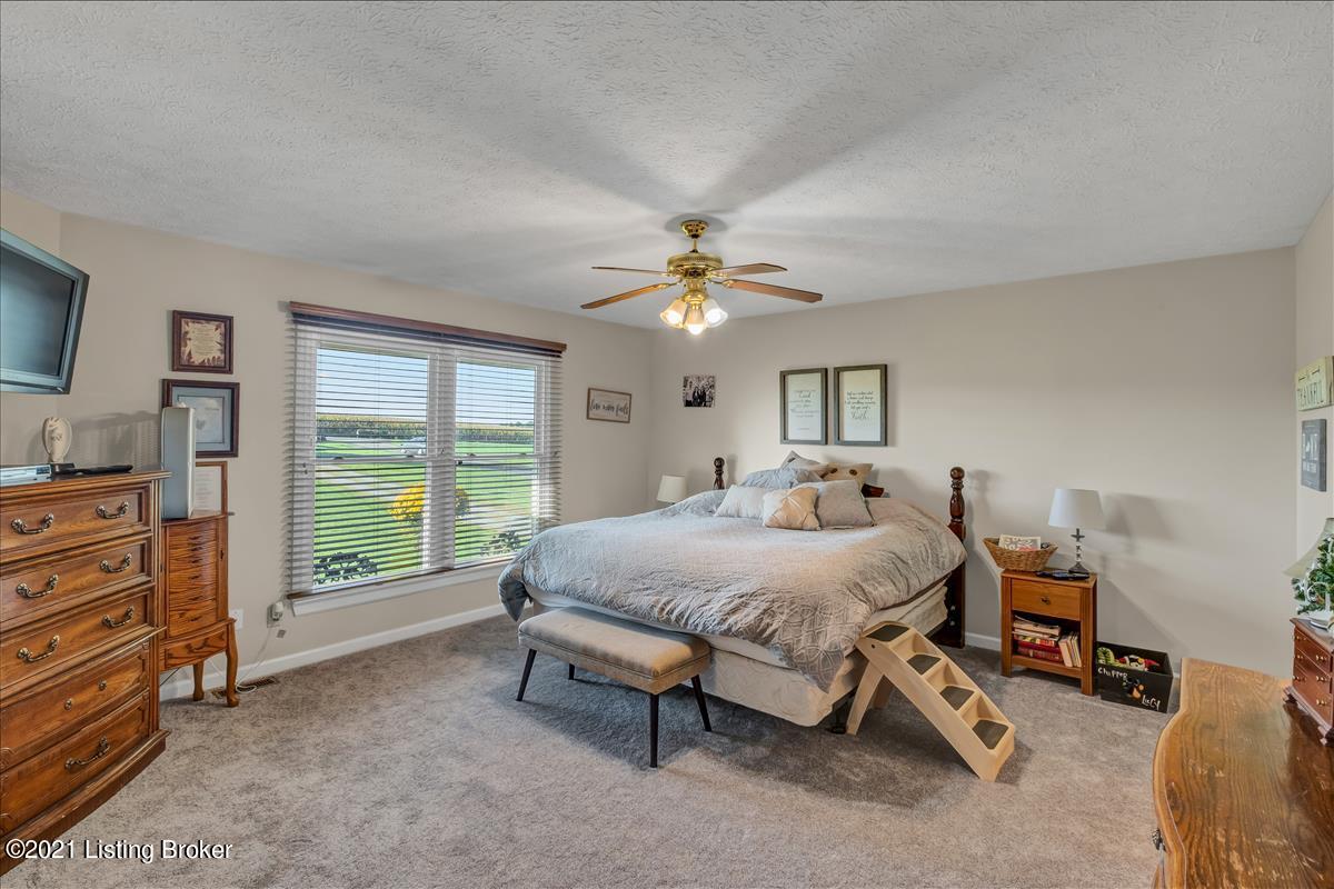 3916 Ballardsville Road Smithfield, KY 40068 - Photo 11 of 38 Master/Primary