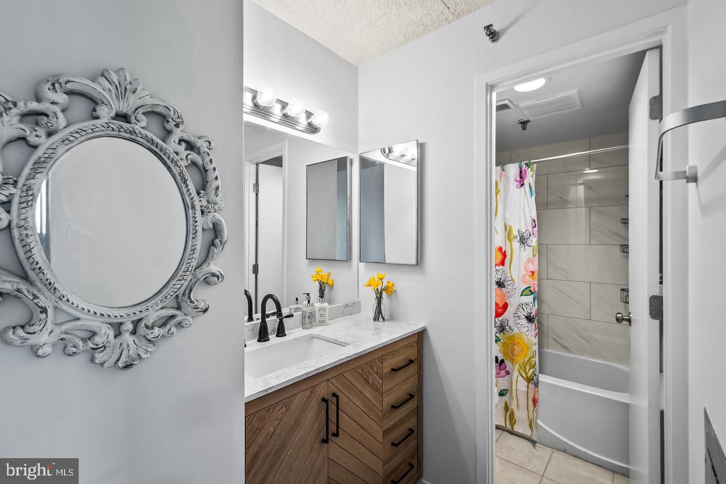 5911 Edsall Road, Unit 608 Alexandria, VA 22304 - Photo 22 of 42 Bath