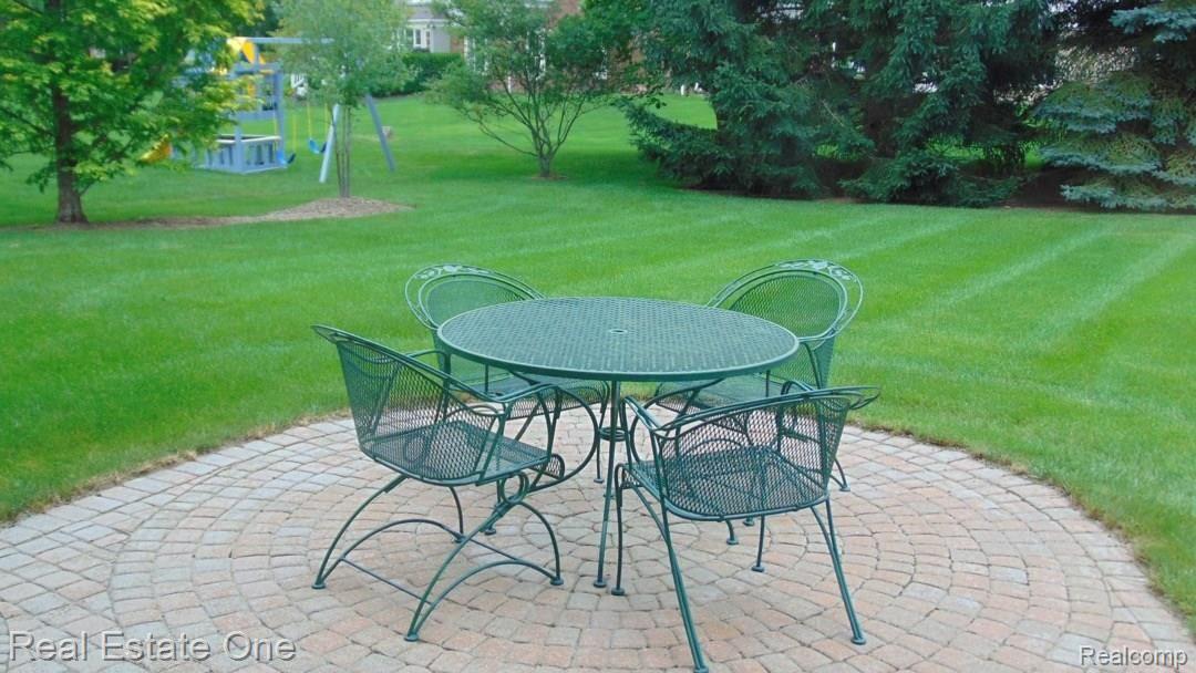2407 Pleasant View Drive Rochester, MI 48306 - Photo 37 of 44 backyard.patio