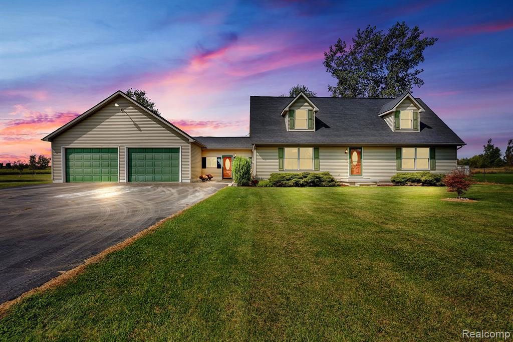 8425 Duffield Road Flushing, MI 48433 - Photo 1 of 65