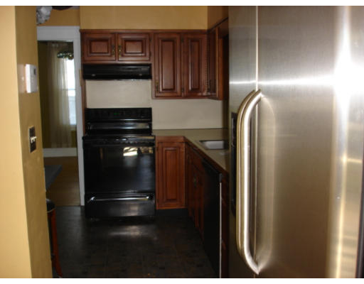 16 Columbine Road Worcester, MA 01609 - Photo 3 of 12 Gallery Image 3