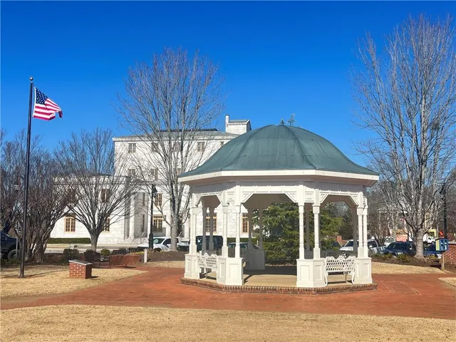 $618,530 | 432 Edgewater Chase, Canton, GA 30115