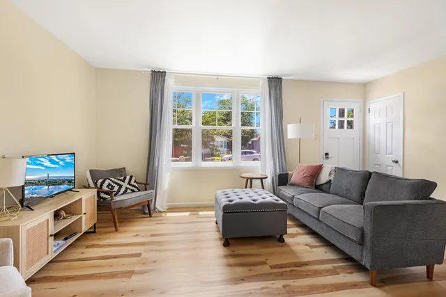 $499,999 | 19 Arbor Road, Villas, NJ 08251