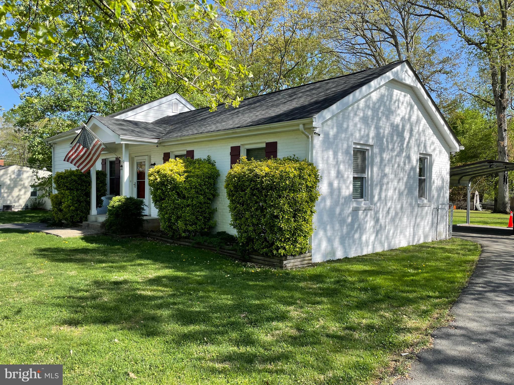 8603 Rugby Manassas, VA 20111 - Photo 6 of 27 Gallery Image 6