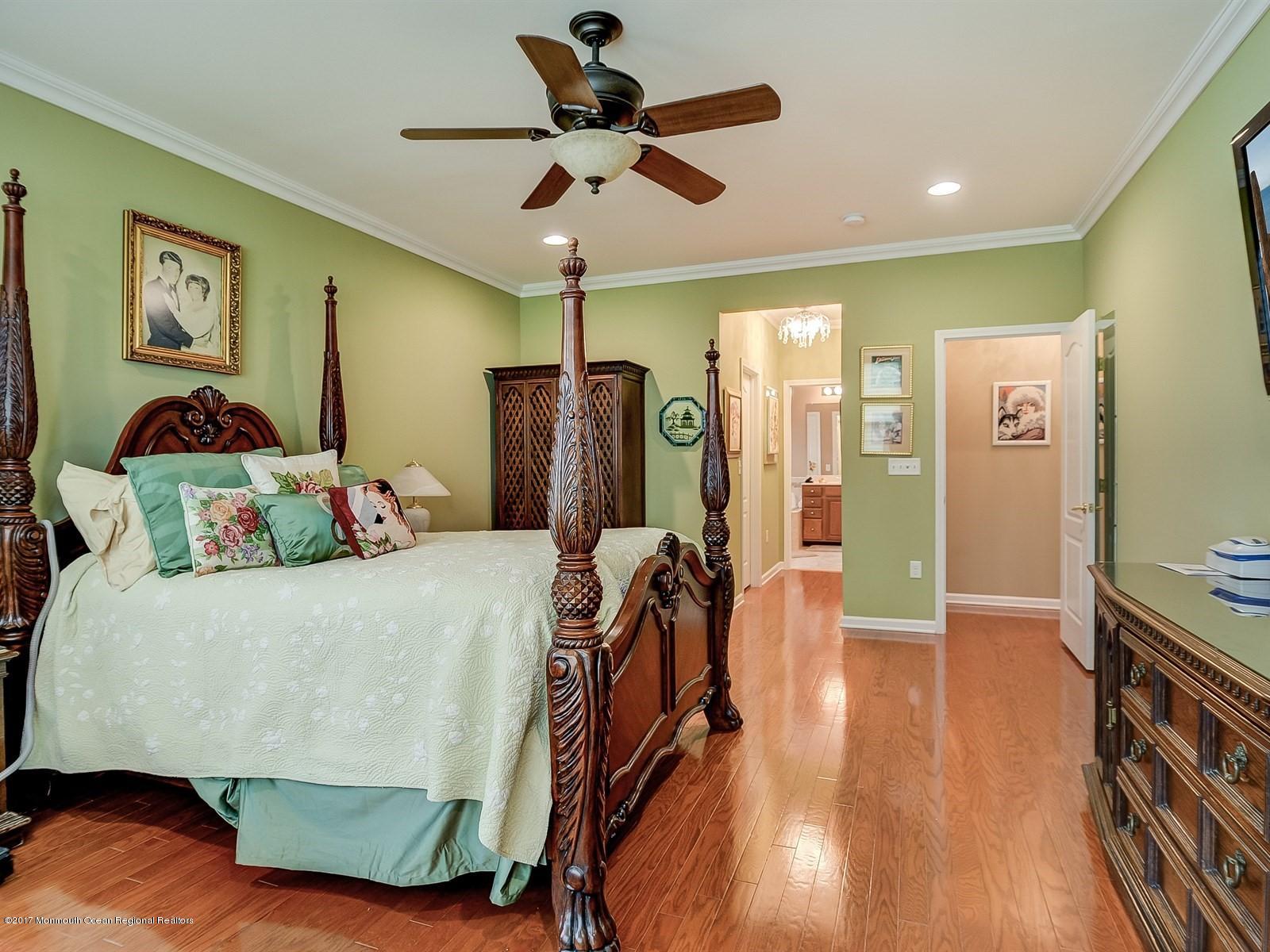 5 Percheron Road Manalapan, NJ 07726 - Photo 16 of 50 016_Master