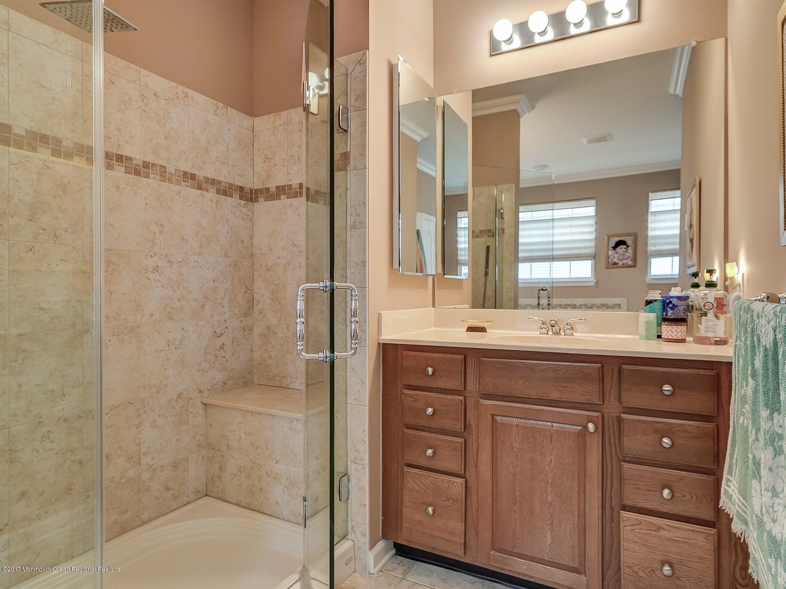 5 Percheron Road Manalapan, NJ 07726 - Photo 18 of 50 018_Master Bathroom