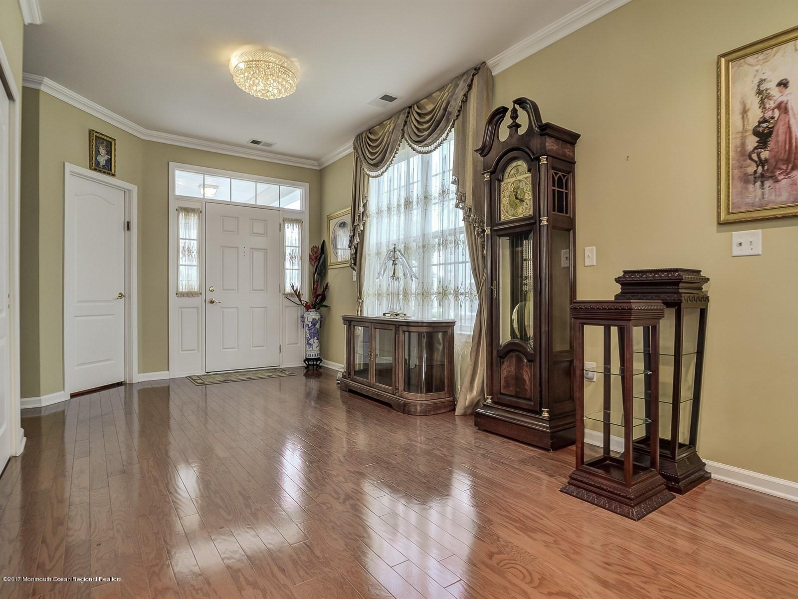 5 Percheron Road Manalapan, NJ 07726 - Photo 3 of 50 003_Foyer