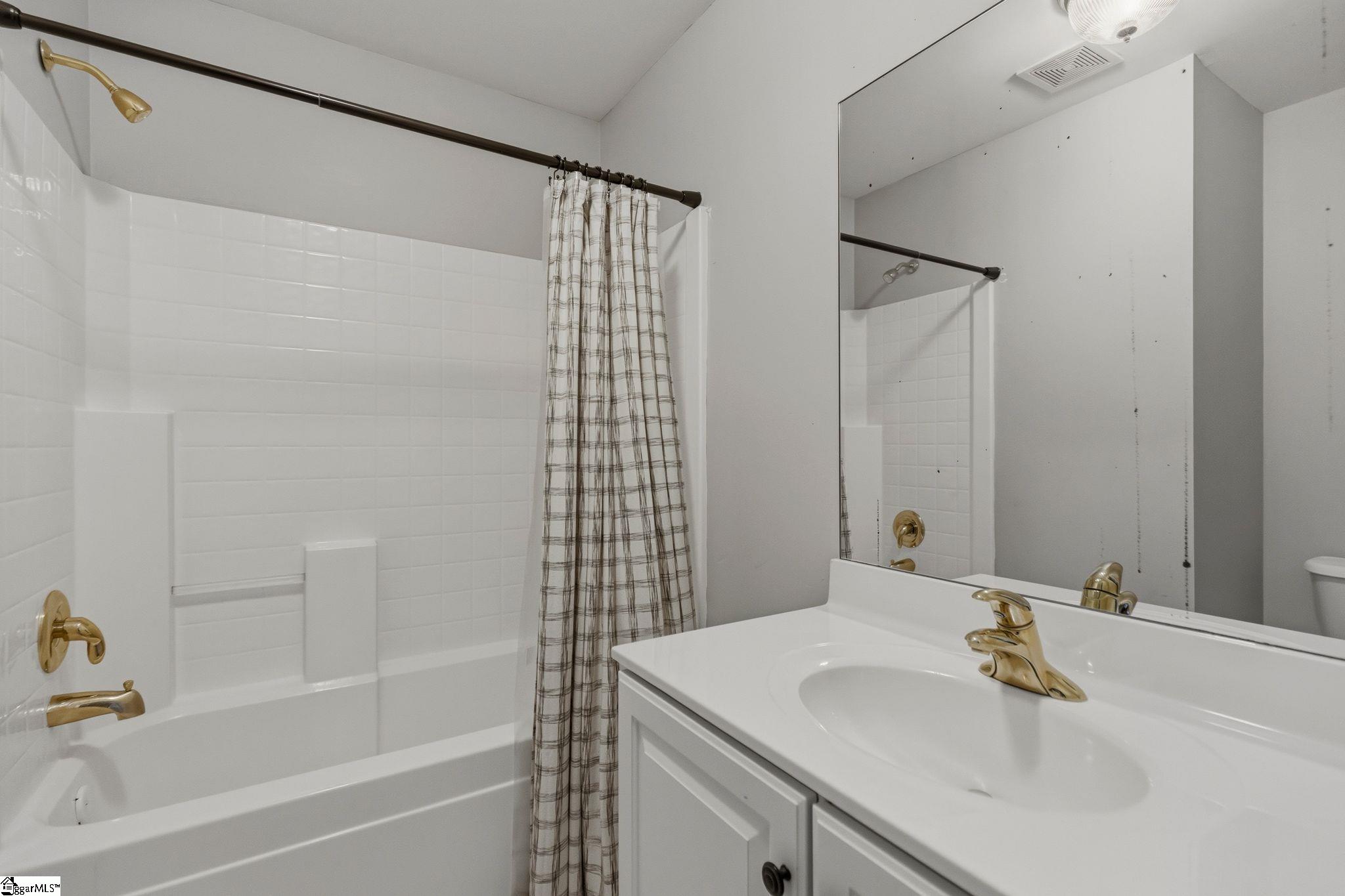 103 Timber Trace Way Easley, SC 29642 - Photo 26 of 44