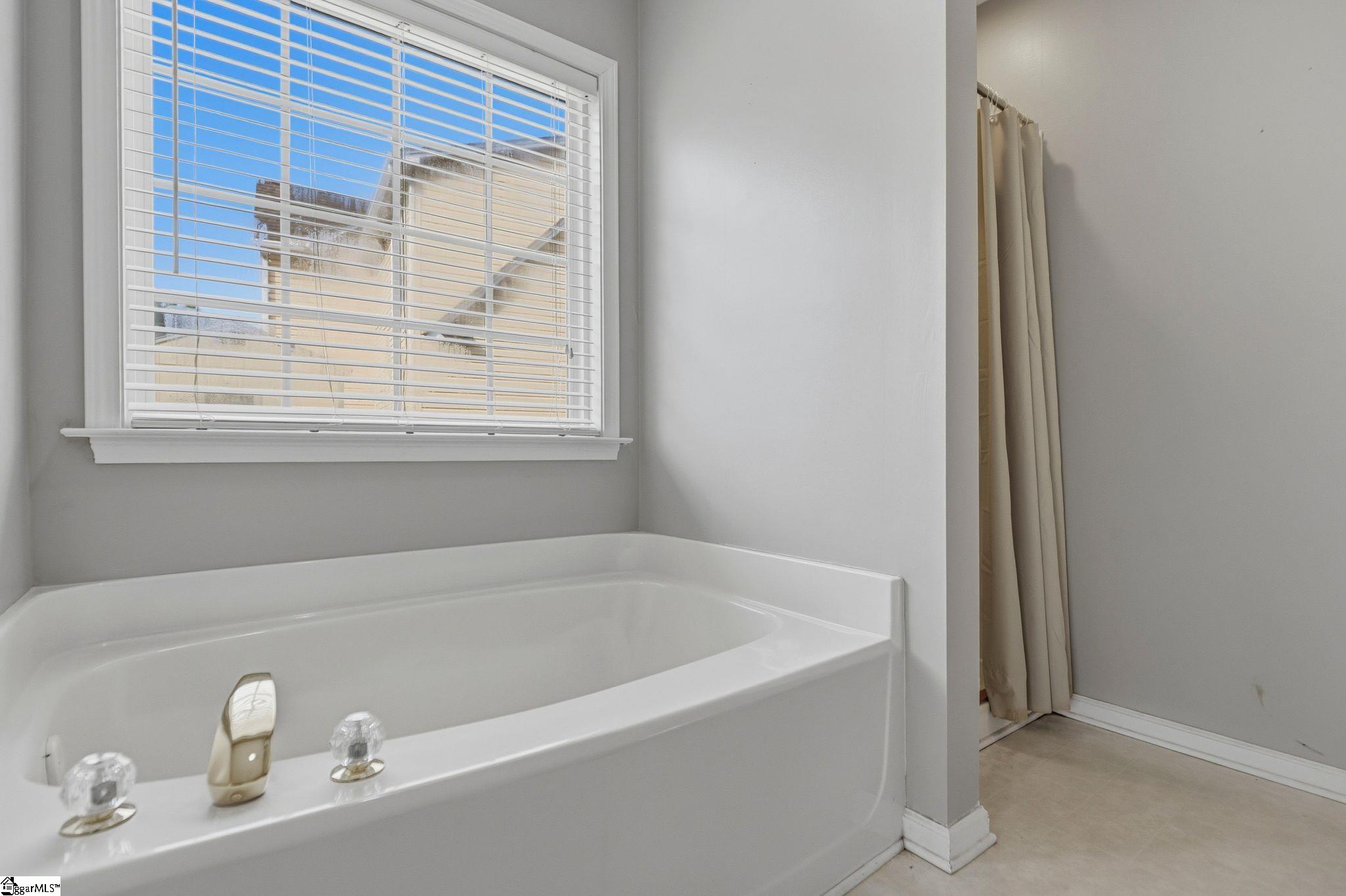 103 Timber Trace Way Easley, SC 29642 - Photo 34 of 44