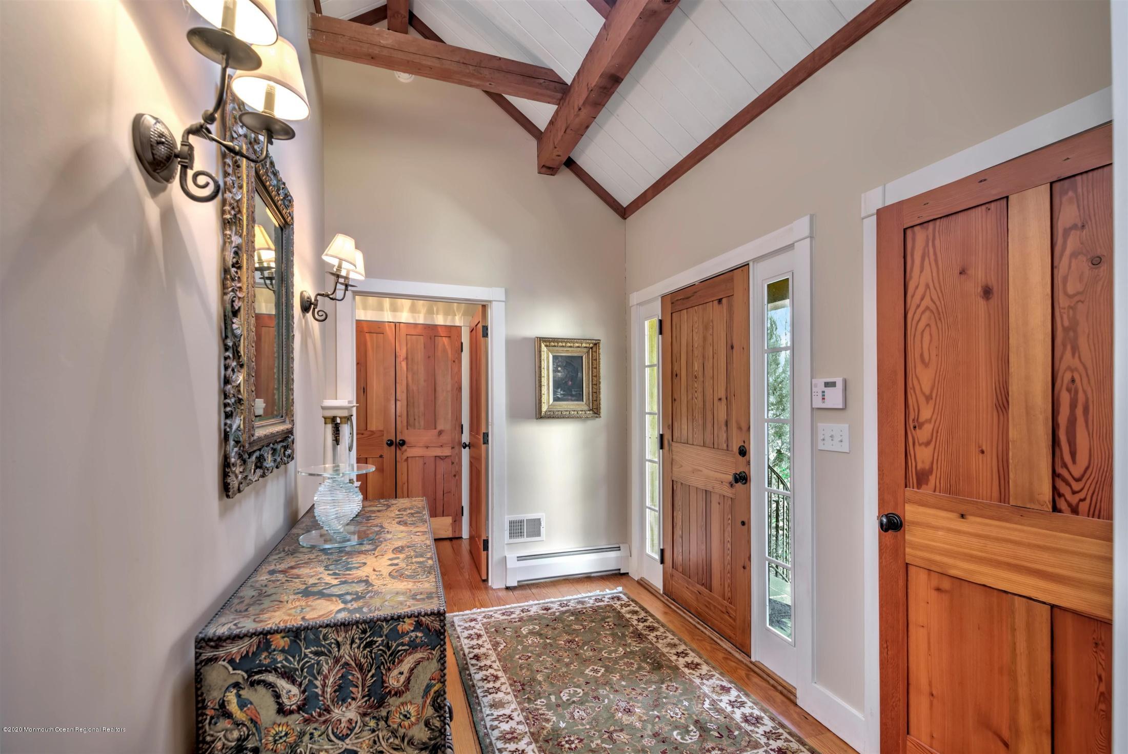 886 Province Line Road Allentown, NJ 08501 - Photo 5 of 56 02-FOYER