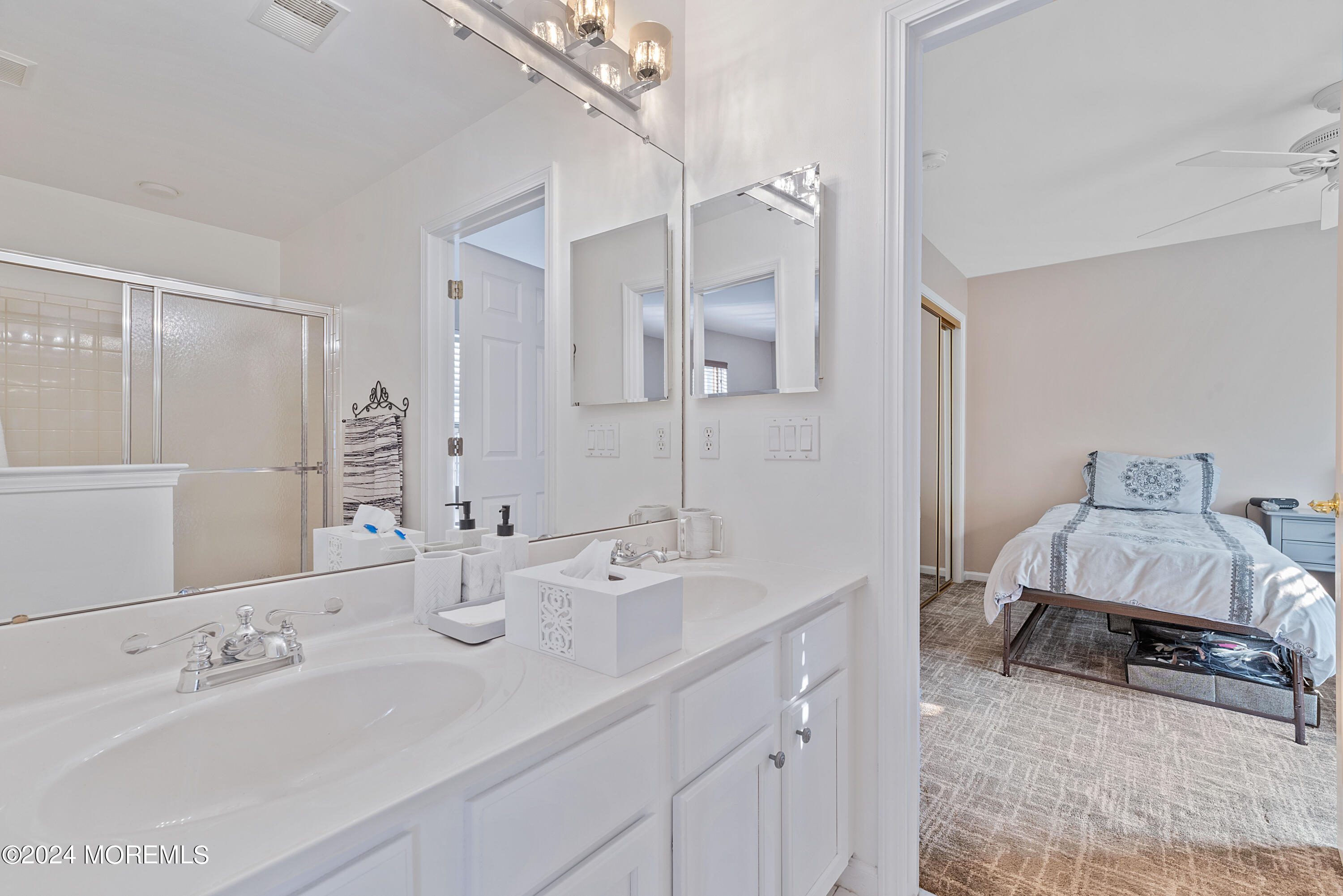 54 Foxwood Road Lakewood, NJ 08701 - Photo 24 of 45 a en suite bathroom with double sink and a mirror