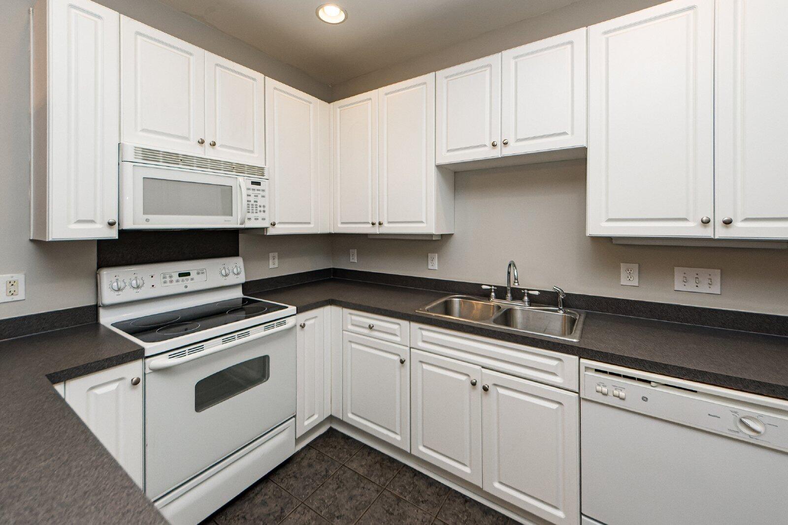 4078 Babbitt Street Charleston, SC 29414 - Photo 8 of 25 large - 2025-12-30T161607.676