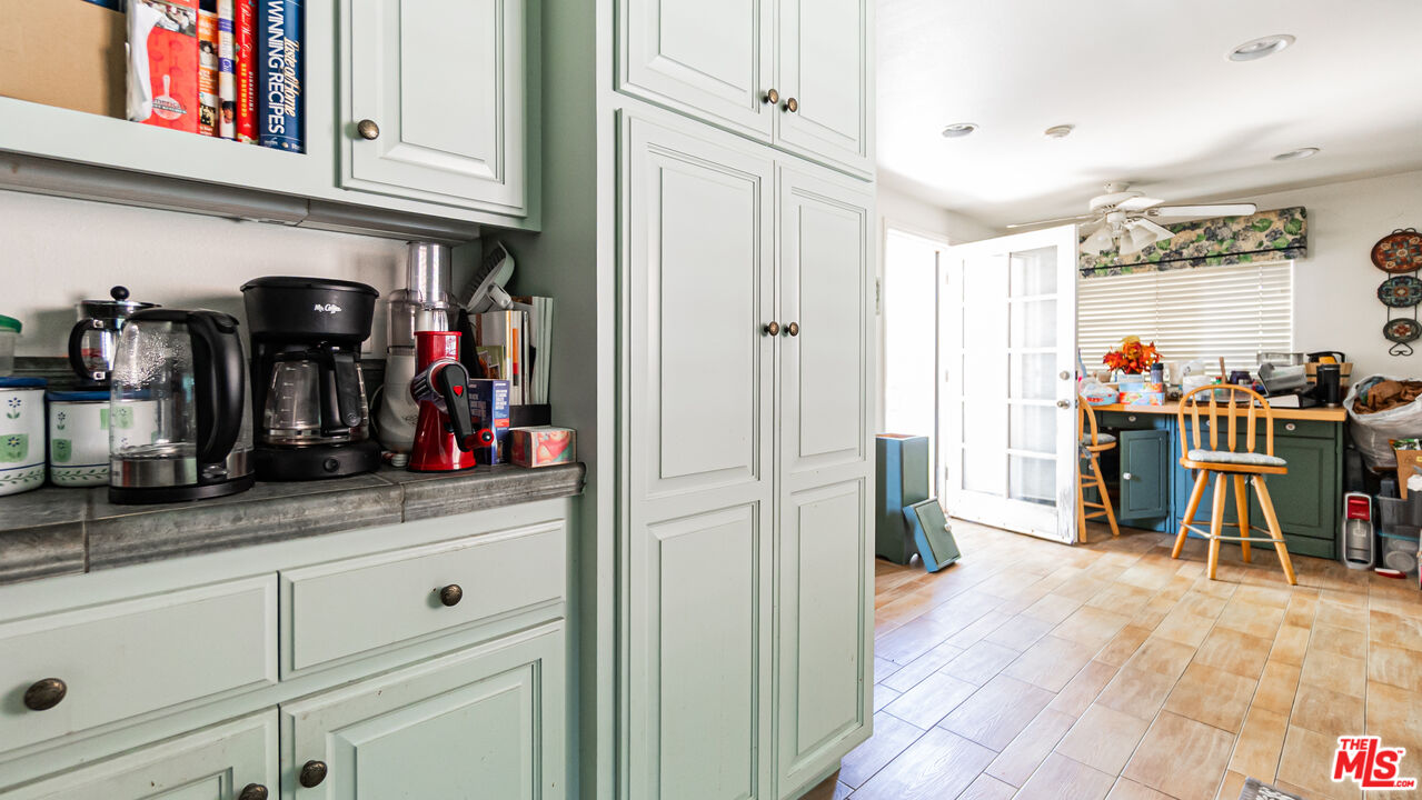 25843 Browning Place Stevenson Ranch, CA 91381 - Photo 15 of 37