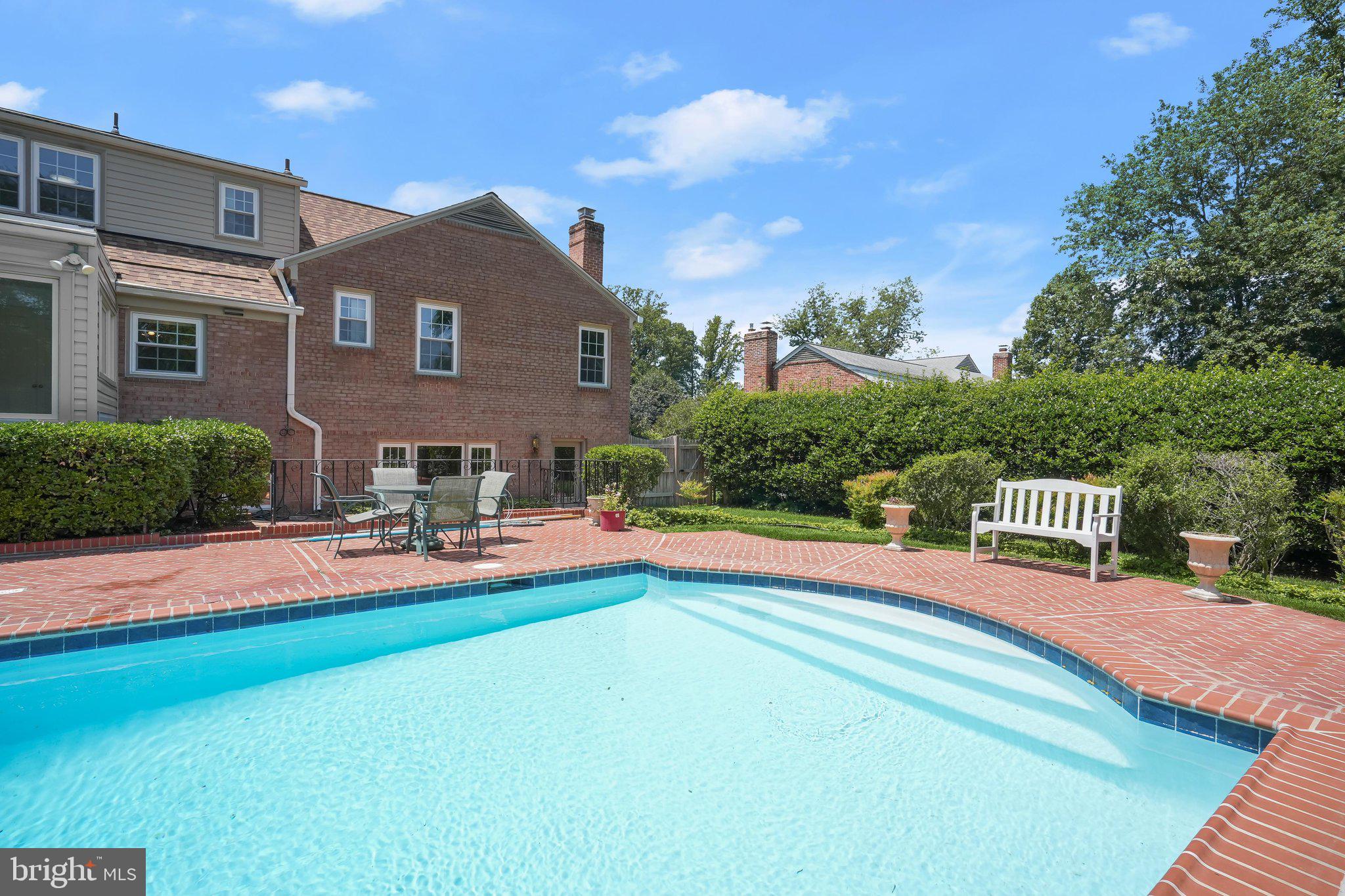 7109 Radnor Road Bethesda, MD 20817 - Photo 43 of 51 7109 Radnor Rd 056