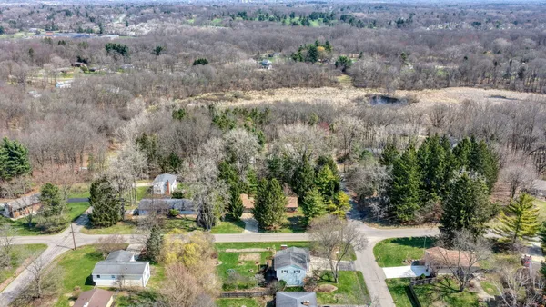 $289,900 | 3381 Pine Ridge Drive, Jackson, MI 49201