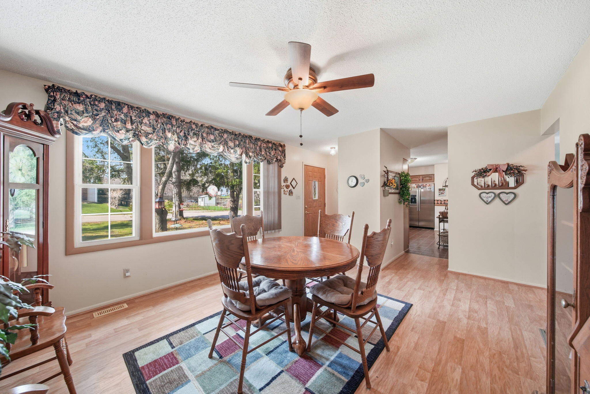 3381 Pine Ridge Drive Jackson, MI 49201 - Photo 8 of 66 8