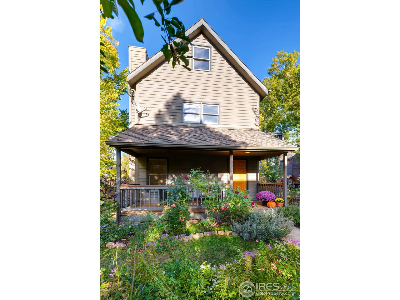 4110 Riverside Avenue Boulder, CO 80304 - Photo 6 of 39 a backyard of a house with barbeque oven