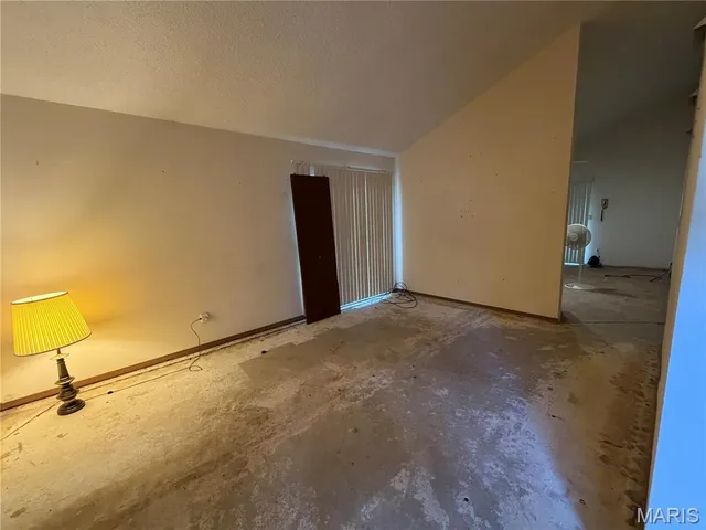 $107,000 | 602 Ledyard Drive, Florissant, MO 63031