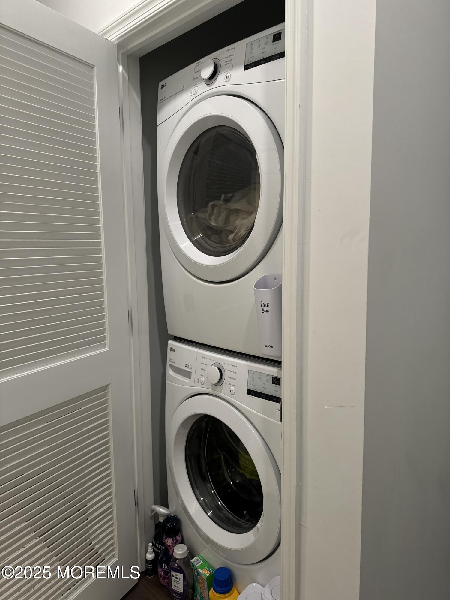 300 Prestige Road Brick, NJ 08723 - Photo 35 of 50 a utility room with dryer and washer