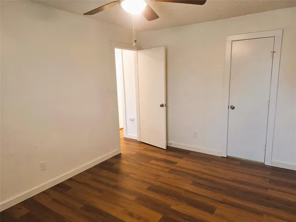 $919,000 | 111 East Rogers Street, Arlington, TX 76011