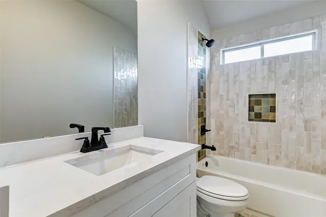 $329,888 | 6411 Pomona Court, Rosharon, TX 77583