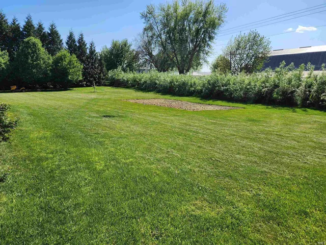 $335,000 | 12454 Stoney Drive, Middlebury, IN 46540