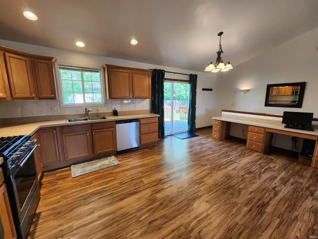 $335,000 | 12454 Stoney Drive, Middlebury, IN 46540