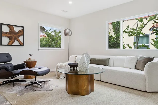 $1,999,000 | 10714 Valley Spring Lane, North Hollywood, CA 91602