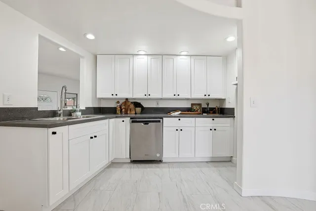 $1,999,000 | 10714 Valley Spring Lane, North Hollywood, CA 91602