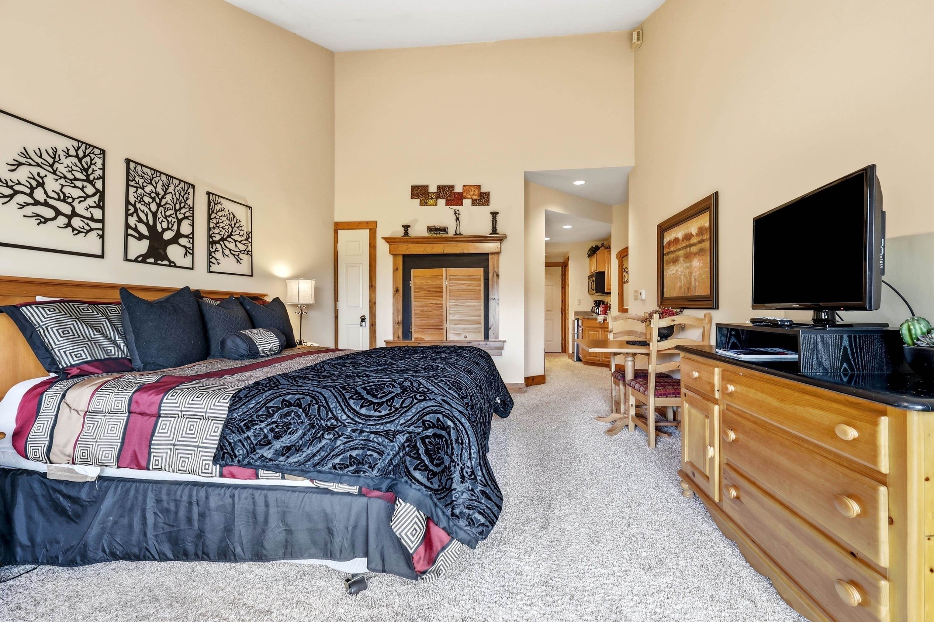 5129 West Longhollow Road Galena, IL 61036 - Photo 4 of 28