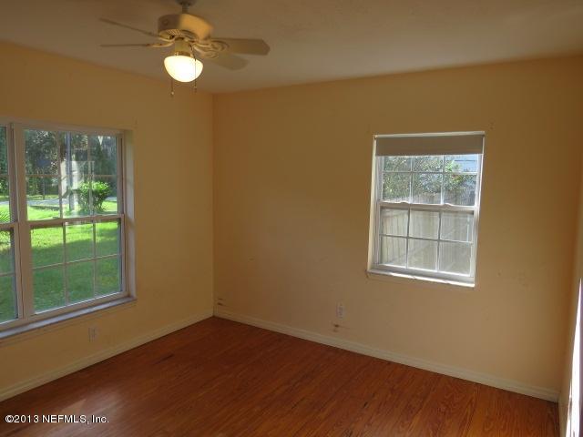 126 Browns Road San Mateo, FL 32187 - Photo 14 of 16 BEDROOM