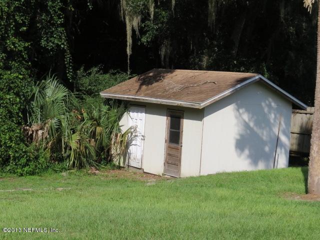 126 Browns Road San Mateo, FL 32187 - Photo 3 of 16 STORAGE BUILDING