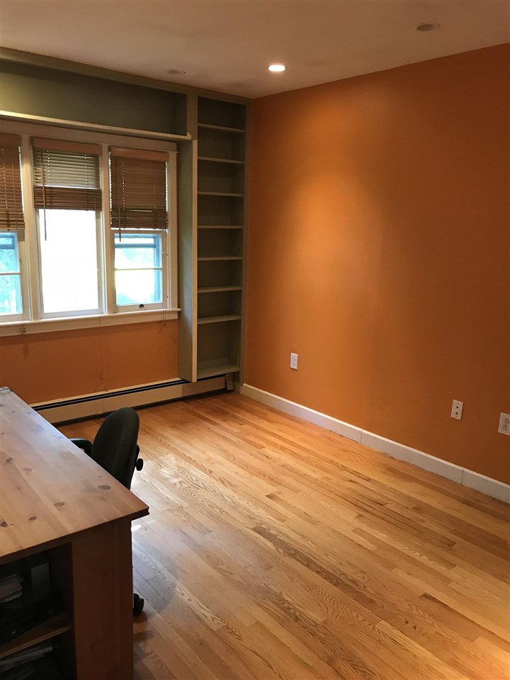 6 Chipman Heights Middlebury, VT 05753 - Photo 21 of 32 Gallery Image 21